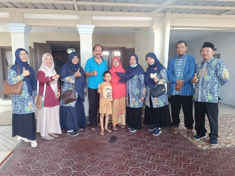 Unjung-Unjung Lebaran Tradisi Guru Smamda Sidoarjo