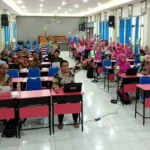 Beginilah Serunya Guru Bermain Game Bersama lewat Aplikasi Ini