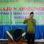 Ustdaz yang Selalu Ajak Keluarga pada Pengajiannya Ini Anjurkan ‘Bonek’ dalam Pendirian AUM