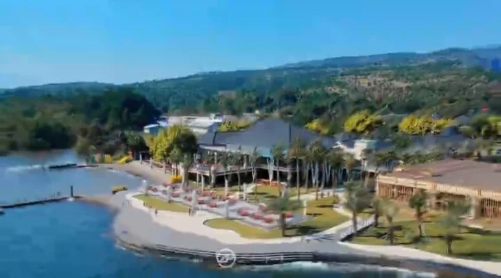 Utama Raya Beach Situbondo Jadi Lokasi Family Gathering Ke-12