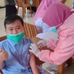 Vaksinasi Dosis Kedua di MIM 28, Begini Reaksi Siswa