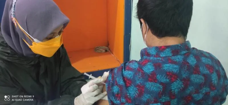 Vaksinasi Akbar Digelar Smamda Surabaya