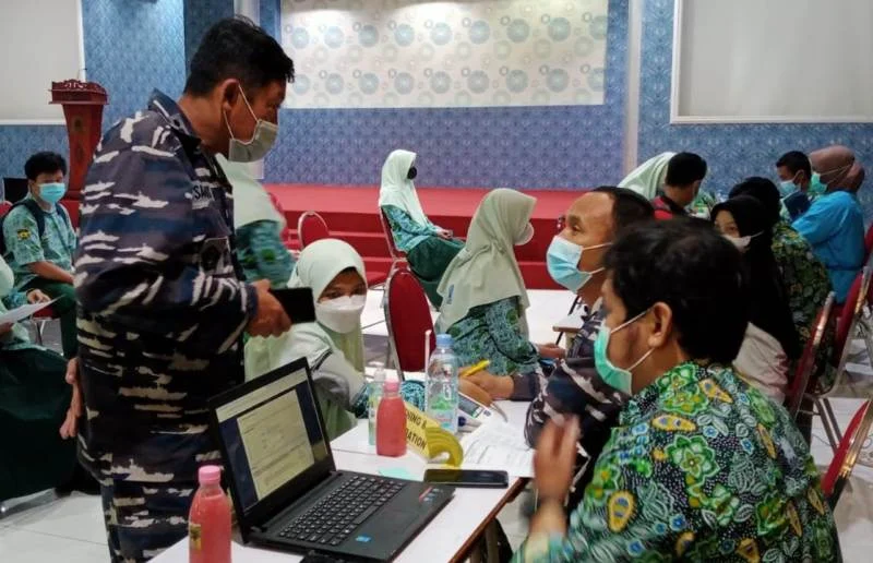 Vaksinasi Dosis 2 Smamda Bersama AAL