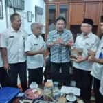 Lazismu Temui Wabup Nganjuk Serahkan Barang Ini