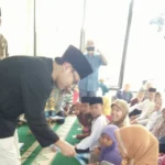 Wakil Walikota Malang Bagikan Bingkisan Hari Raya di Masjid Muhammadiyah