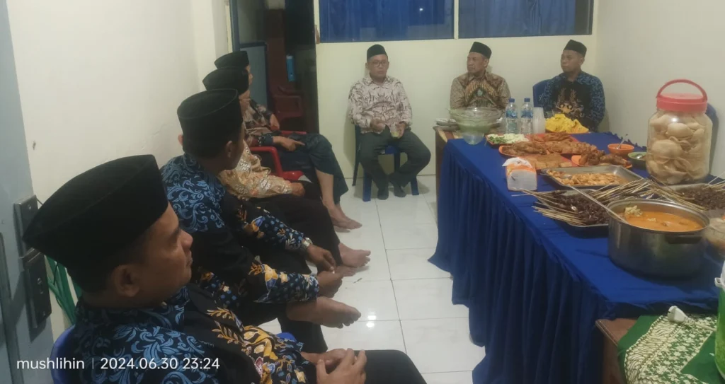 Silaturahmi PWM Jatim ke Takerharjo Berlangsung hingga Midnight