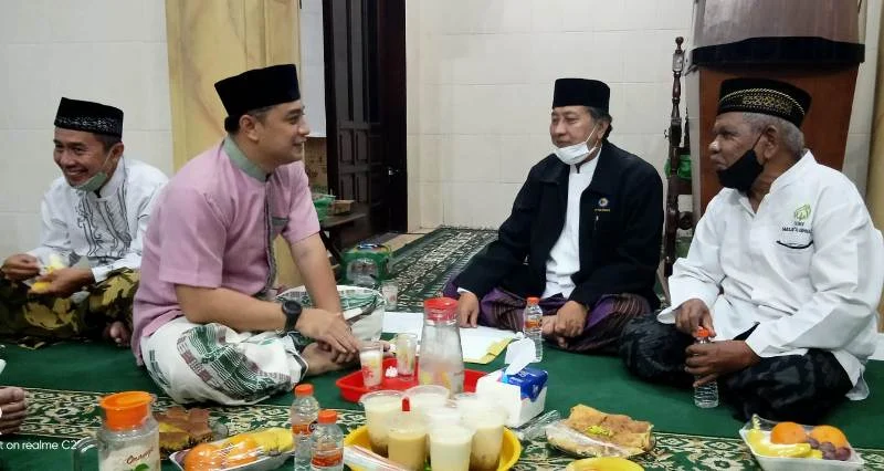 Jelang Idul Fitri, Wali Kota Sambangi Masjid Al-Qohhar Lakarsantri