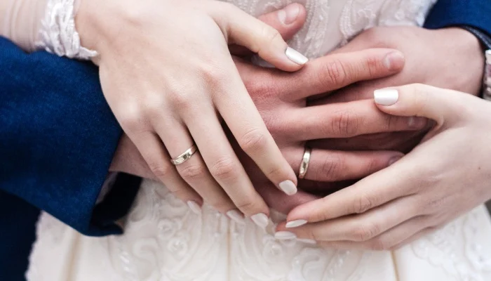 Hukum Menikahi Perempuan Hamil