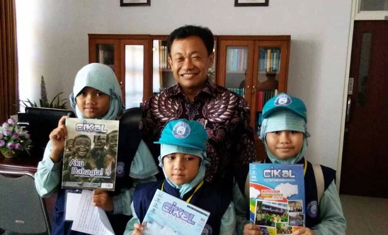 Wartawan Cilik Sekolah Muhammadiyah Ini Berhasil Wawancarai Dirjen Pendidikan Dasar dan Menengah