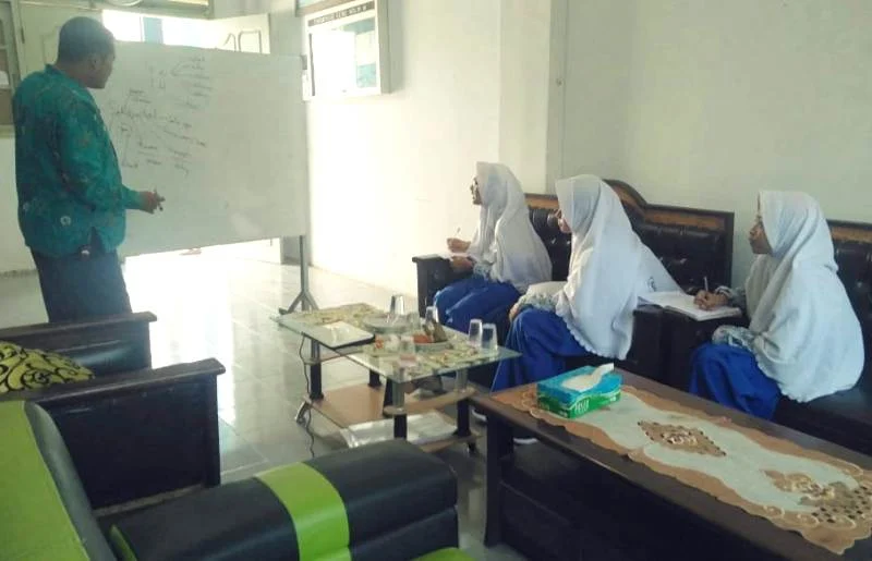 Tiga Wartawan Junior Siap Bantu Kepala Madrasah Liputan Berita