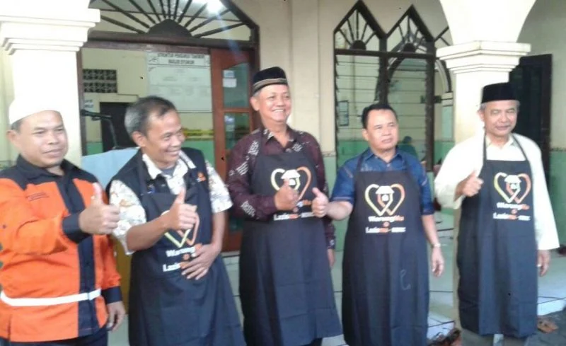 Sekilas Tentang Kerelawanan dan Kedermawanan ‘Warungmu’