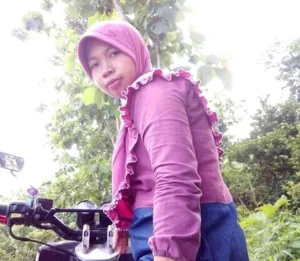 Terinspirasi Ojek Online, Ibu Muda Ini Buka Bunda-jek Melayani Belanja dan Antar Jemput