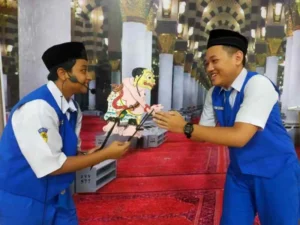 Wayang Halalbihalal Main di Spemduta