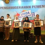 Keren! Pelajar SMAMDA Surabaya Gondol 5 Penghargaan Kementerian ESDM