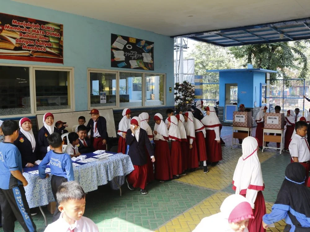 SDM Sakri Gelar Pemilu Presiden Paskar, Ini Pemenangnya