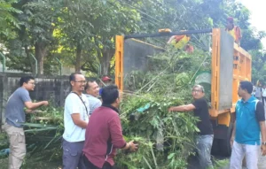 Peringati HPSN 2020, DLH Gresik Gelar Kerja Bakti