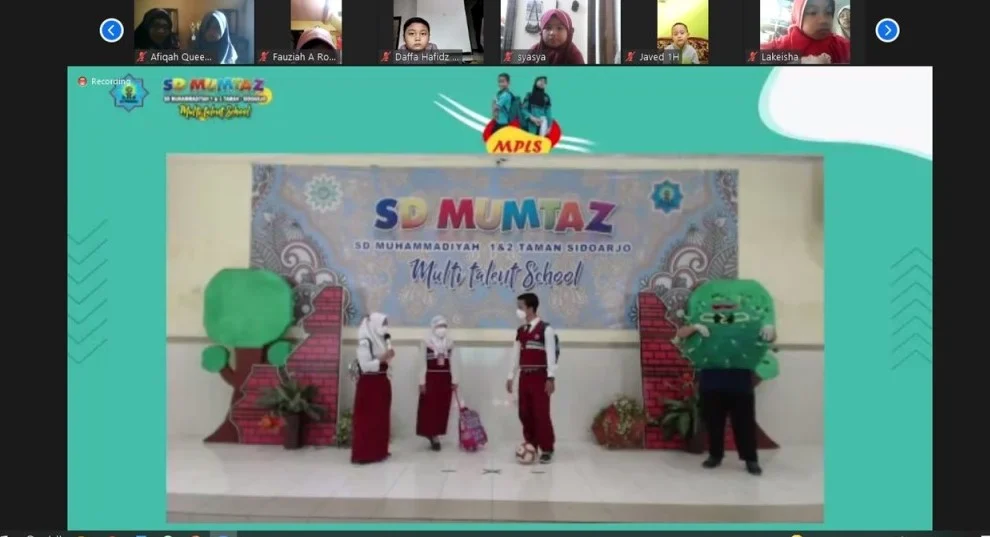 Drama Kolosal si Coro Sambut Siswa Baru SD Mumtaz