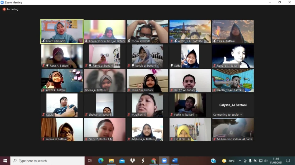 Siraman Virtual SDMM, Tetap Akrab dan Menghibur