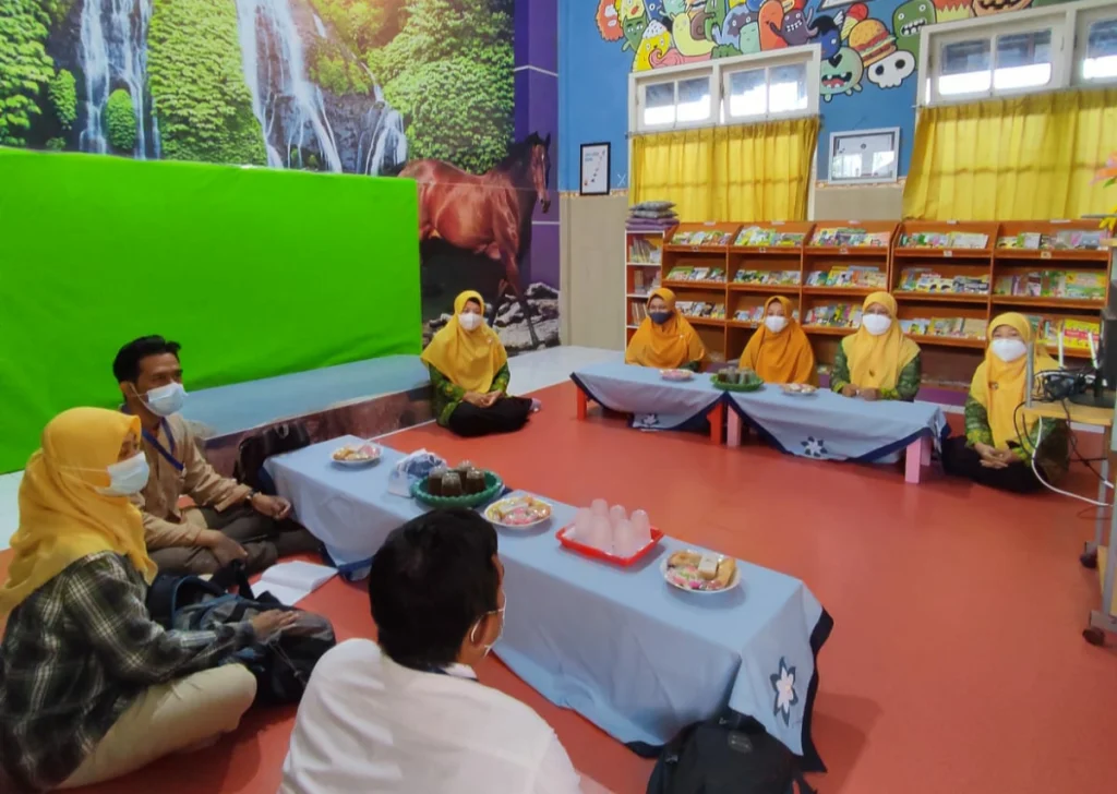 Mimdaka Dikunjungi Tim Regional Economic Development Institute