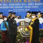 Wisuda UM Jember, Ini Pesan Rektor dan Bupati