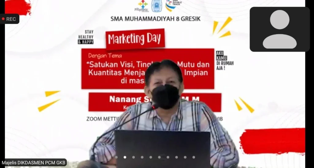 Beradaptasi atau Musnah? Rahasia Strategi Marketing Sekolah dengan Mix 7P