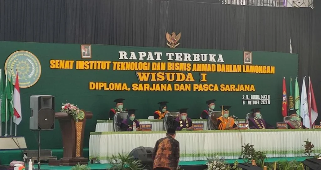 Wisuda dan Milad Pertama ITB Ahmad Dahlan Lamongan, Ini Pesan Bupati