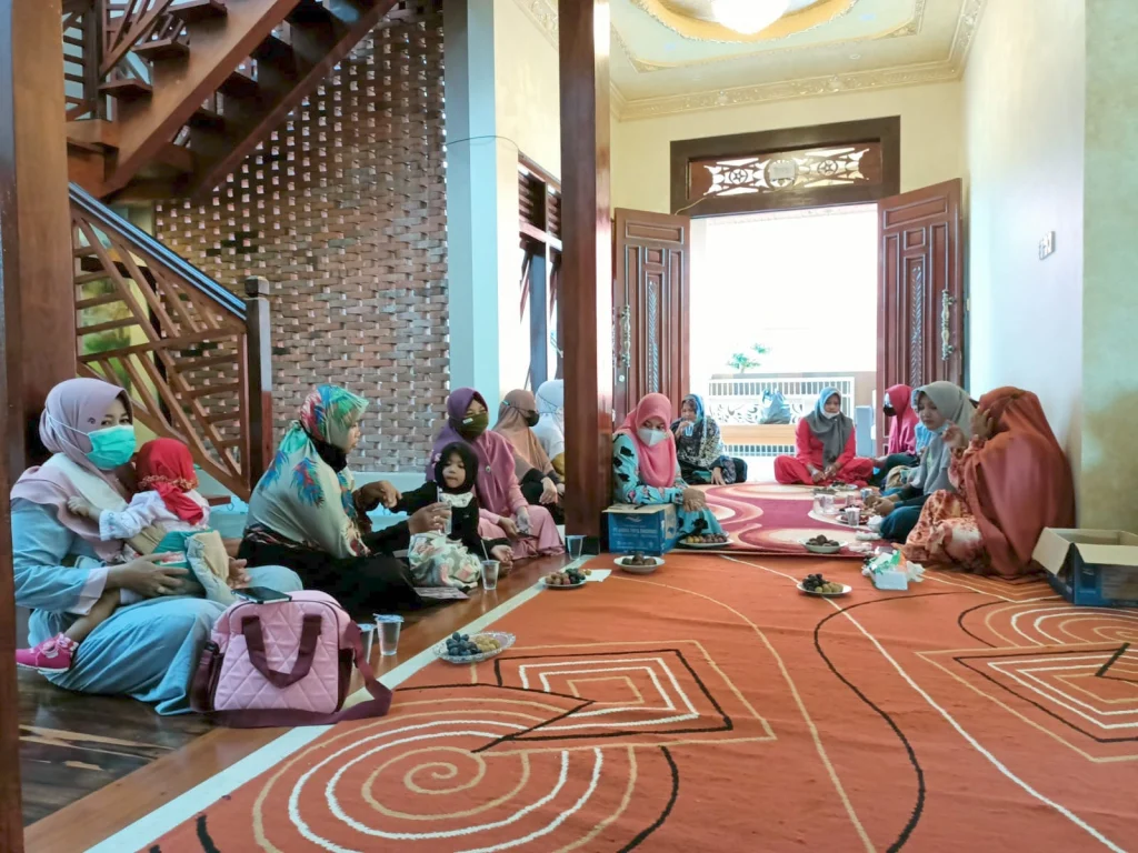 Semangat Nasyiah Sangkapura Gelar Kembali Pengajian Rutin