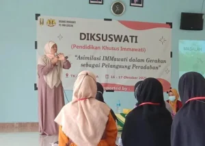 Perempuan Harus Berani Memimpin Gerakan