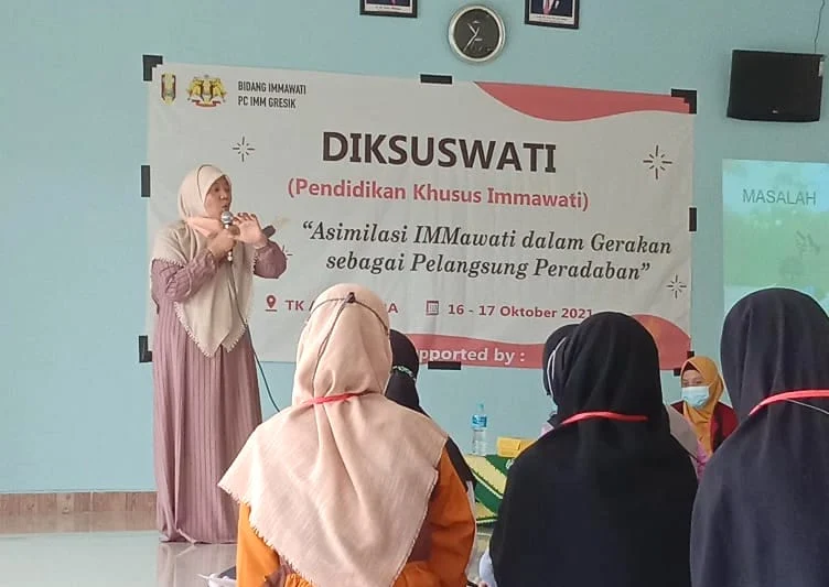 Perempuan Harus Berani Memimpin Gerakan