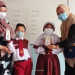 Ikwam Berlian School Berbagi 1.000 Makanan dan Minuman Sehat