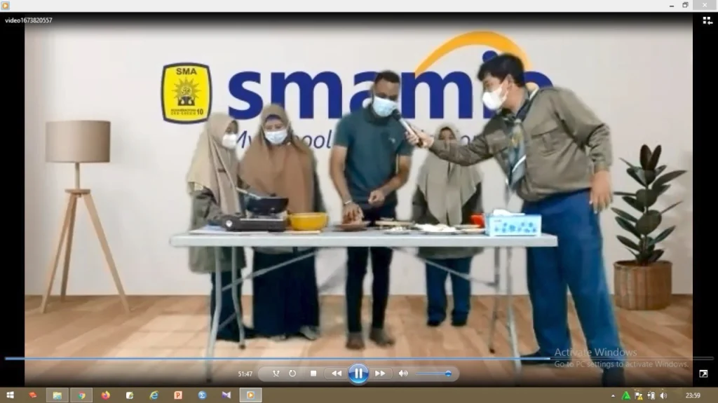 Ketika Mahasiswa asal Nigeria Masak Soto Ayam di Smamio