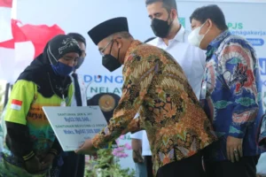 Muhadjir Effendy Sebut Bansos seperti Balsem