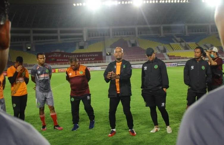 Usai Kalah dari Persijap, Kontrak Pelatih HWFC Diakhiri
