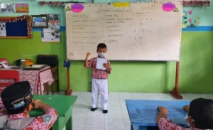 SD Muwri Meriahkan Hari Pahlawan lewat Puisi