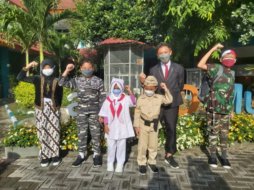 Tribute to Hero SD Mugeb untuk Pahlawan Nasional