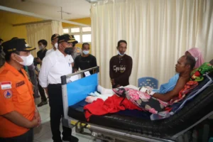 Tinjau Bencana Semeru, Menko PMK: Prioritaskan Keselamatan Korban