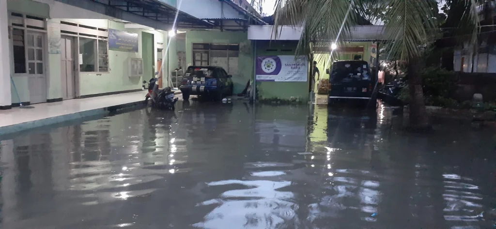 Hujan Deras: Babat Banjir, AUM Terdampak