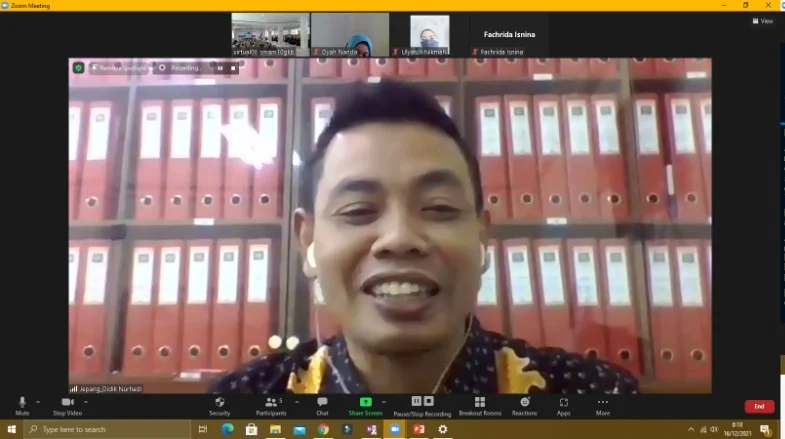 Research Day Smamio: Meneliti untuk Poin dan Koin