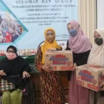 Bertabur Sponsor, PMM UMM di Panti Asuhan Putri Aisyiyah Babat