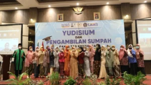 99 Mahasiswa Fakultas Kesehatan UMG Ikuti Yudisium dan Sumpah Profesi