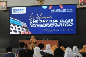 Siswa SMAM 8 Cerme Gresik Kuliah Sehari di UMG