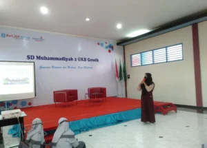 Alumnus Berlian School Berbagi Tiga Kemampuan Manajemen Waktu
