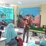 Sedekah Jempol Warnai Workshop Jurnalistik SD Musix