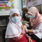 Panggung Kreasi Meriahkan Vaksinasi di Sekolah Kreatif Menganti