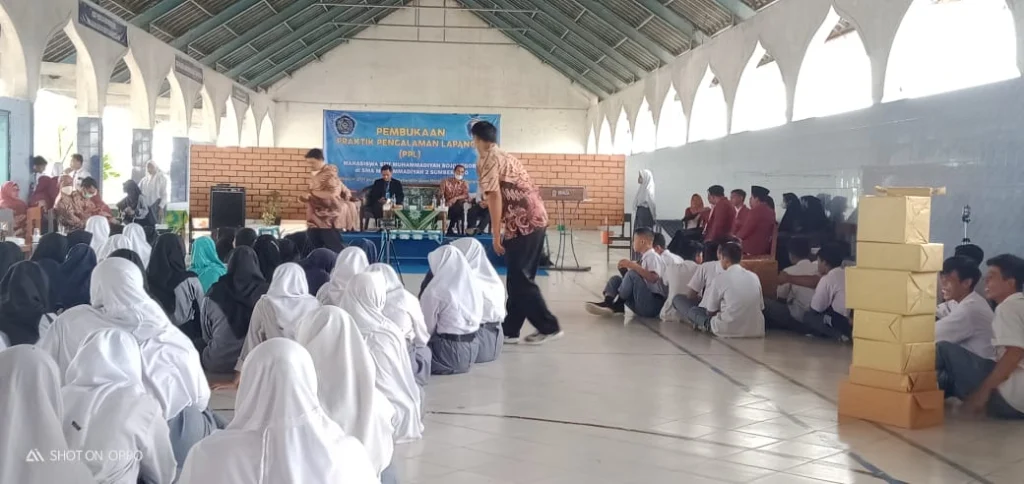 Mahasiswa PPL STIT Mubo Disambut Meriah di Smamuda Sumberrejo