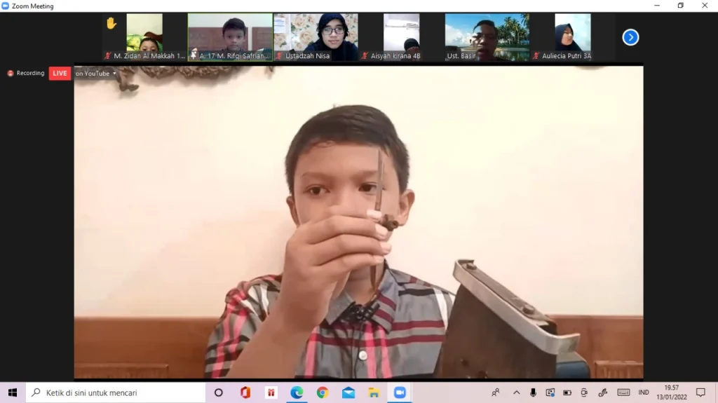 Di My Masterpiece, Siswa SD Musix Ini Presentasi Pemotong Rumput Karyanya