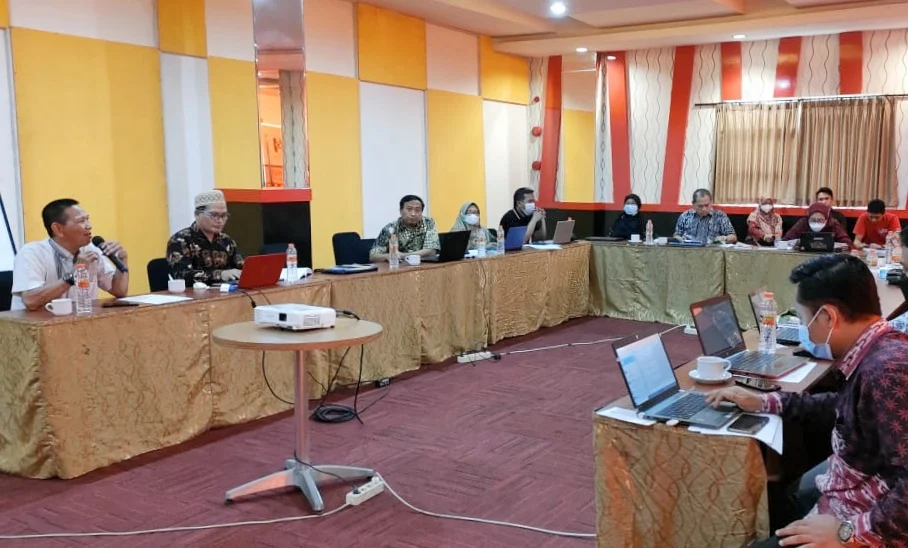 Buku-Buku Ismuba Direview, Adaptasi dengan Dinamika Kebijakan Pendidikan