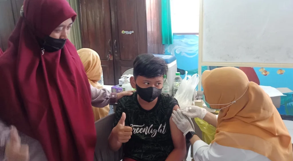 Yang Aneh dan Lucu saat Vaksinasi D2 di SD Musix