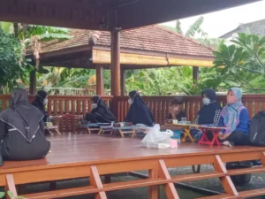 Beda Pendapat tentang Datangnya Rezeki, antara Imam Malik dan Imam Syafii