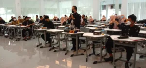 SMA Kolese De Britto Sasaran Studi Literasi MKKS SMA Swasta Gresik
